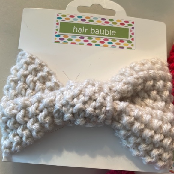 NWT Set of 3 Crocheted Child Headband - Picture 4 of 5